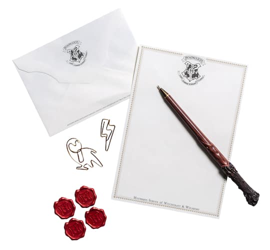 Harry Potter™ Hogwarts™ Acceptance Letter Stationery Set